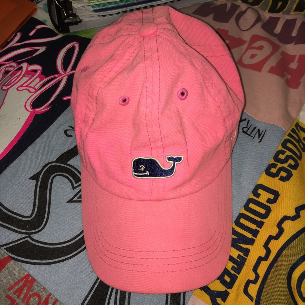 Vineyard vines hot pink hat